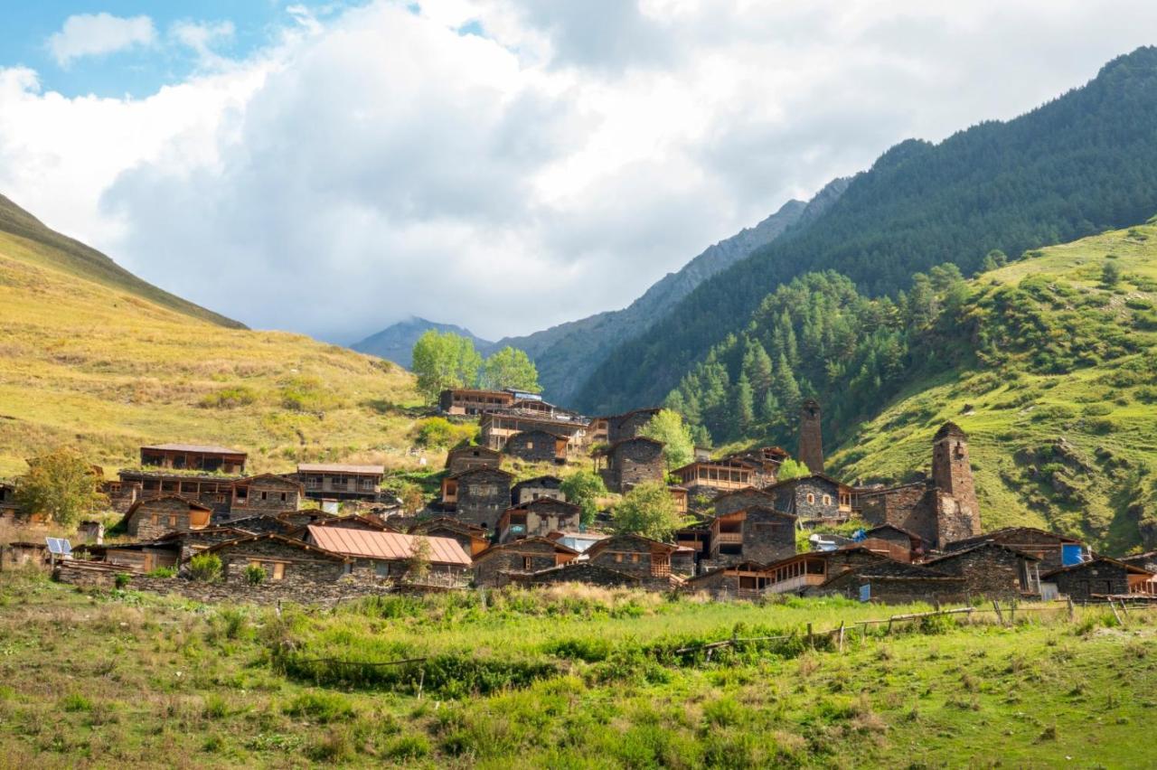 Pirikiti Otel Akhmeta Dış mekan fotoğraf
